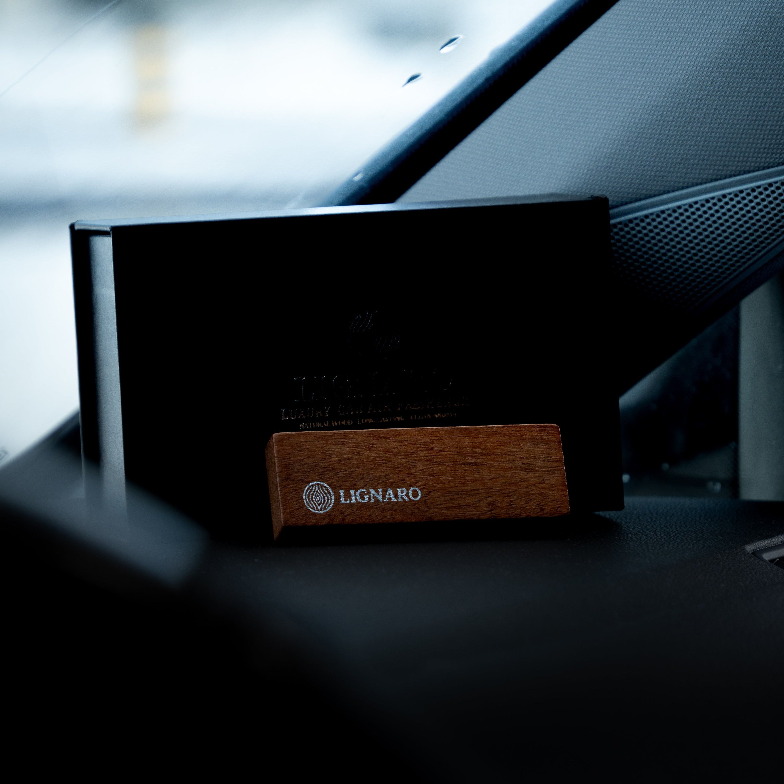 LUXURY CAR AIR FRESHENER